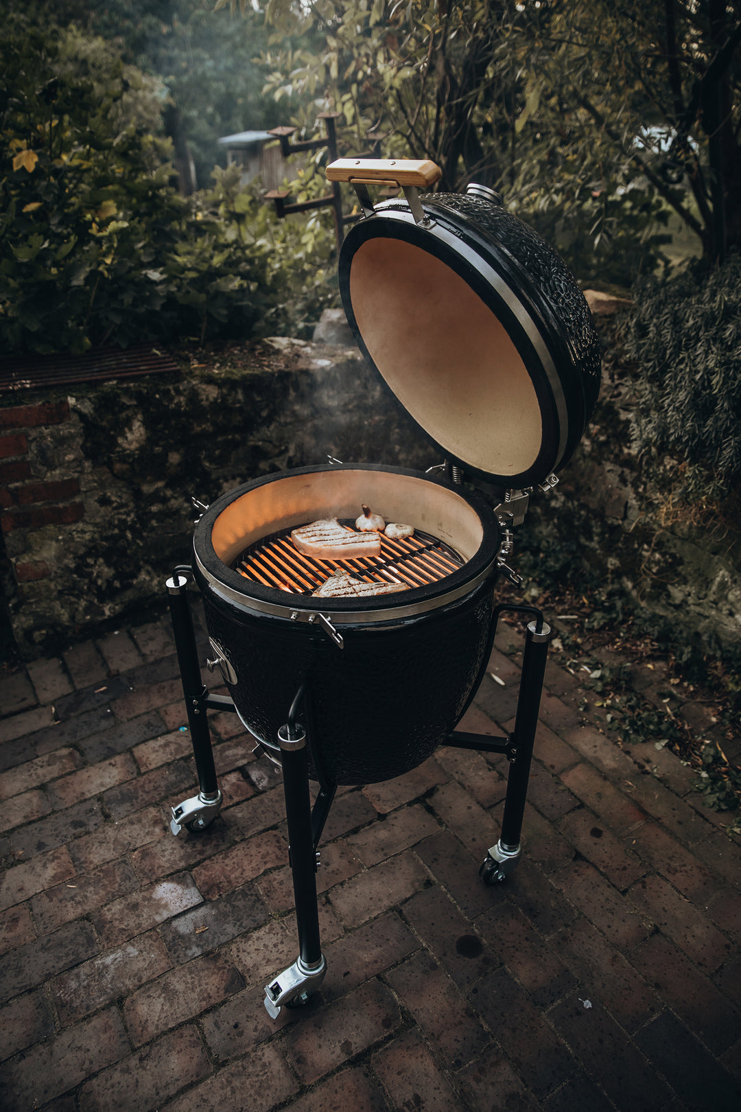 Kamado mobil "Junior", Keramikgrill, B 47 cm x H 57 cm, 38 kg, 33 cm Grillrost