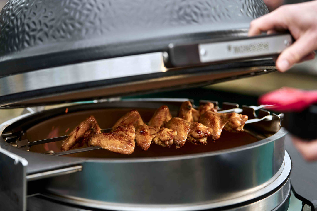Kamado "Avantgard", Keramikgrill, B 135 cm x H 129 cm, 165 kg, 52 cm Grillrost, inkl. Fahrgestell & Seitentische