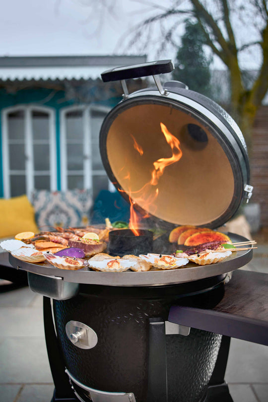Kamado "Avantgard", Keramikgrill, B 135 cm x H 129 cm, 165 kg, 52 cm Grillrost, inkl. Fahrgestell & Seitentische