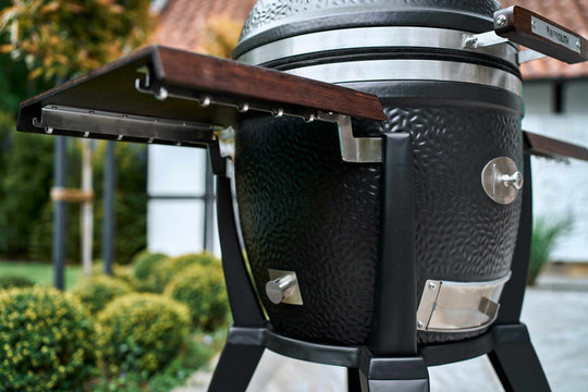 Kamado "Avantgard", Keramikgrill, B 135 cm x H 129 cm, 165 kg, 52 cm Grillrost, inkl. Fahrgestell & Seitentische